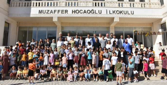 Nusaybin'de hayırsever Muzaffer Hocaoğlu tarafından yapılan okul eğitim öğretime başladı
