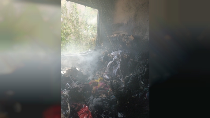 Nusaybin'de binada çıkan yangında mahsur kalan 2 kişi kurtarıldı