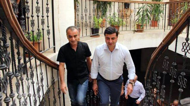 Demirtaş, Nusaybin Belediyesini ziyaret etti