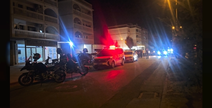 Nusaybin'de maskeli motosikletlilerden iş yerine silahlı saldırı