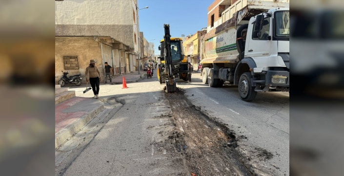 Nusaybin’de Asfalt Onarım Çalışmaları Sürüyor
