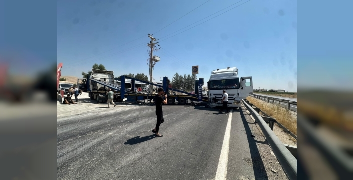 Nusaybin'de TIR'ın çarptığı TIR kazasında 1 kişi yaralandı